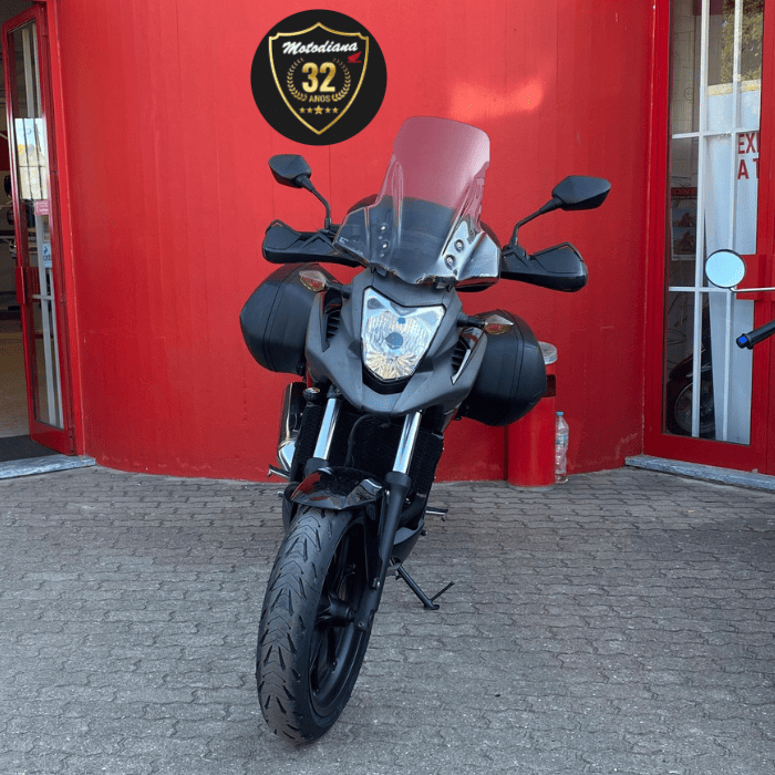 https://motodiana.com//public/uploads/17%2626_MotosUsadas/Elementos_Graficos/01-QL-68HONDANC750X/02.png