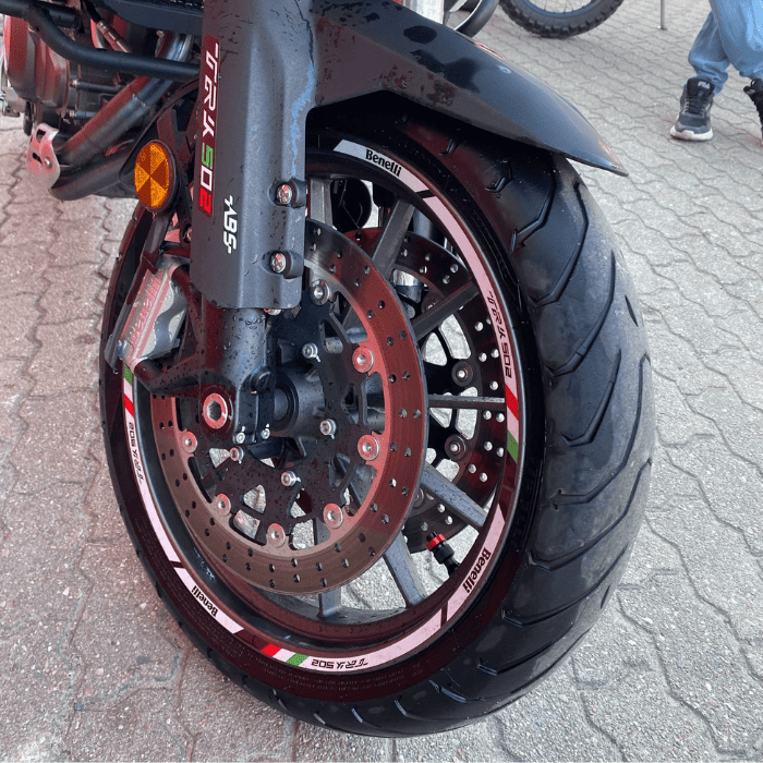 https://motodiana.com//public/uploads/17%2626_MotosUsadas/Elementos_Graficos/04-ZS-95BENELLITRK502/06.png