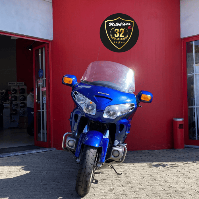 https://motodiana.com//public/uploads/17%2626_MotosUsadas/Elementos_Graficos/06-24-TJHONDAGL1800/02.png