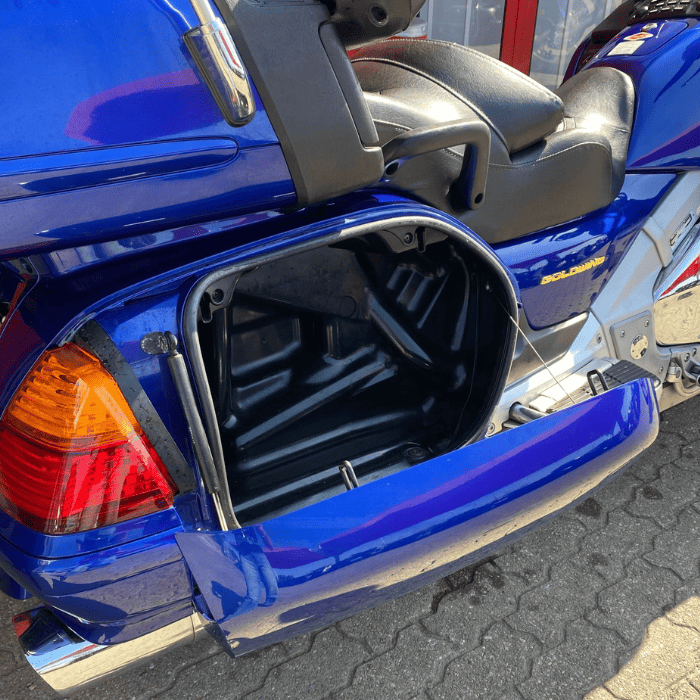https://motodiana.com//public/uploads/17%2626_MotosUsadas/Elementos_Graficos/06-24-TJHONDAGL1800/08.png