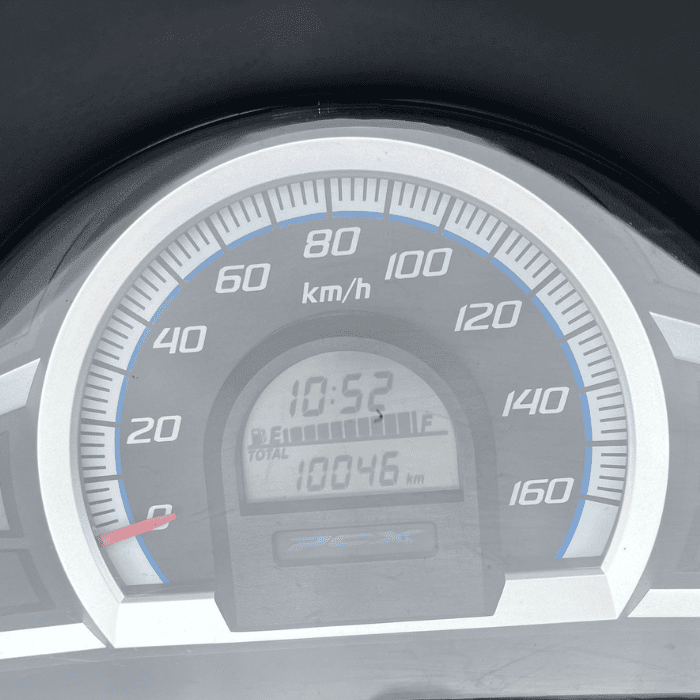 https://motodiana.com//public/uploads/17%2626_MotosUsadas/Elementos_Graficos/08-UN-47-HONDA-PCX125/05.png
