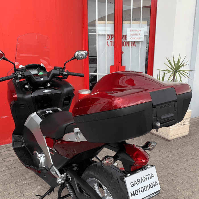 https://motodiana.com//public/uploads/17%2626_MotosUsadas/Elementos_Graficos/09-MT-66%20HONDANC700INTEGRA/08.png