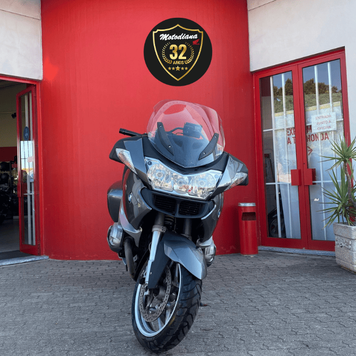 https://motodiana.com//public/uploads/17%2626_MotosUsadas/Elementos_Graficos/13-NV-71BMWR1200RT/02.png
