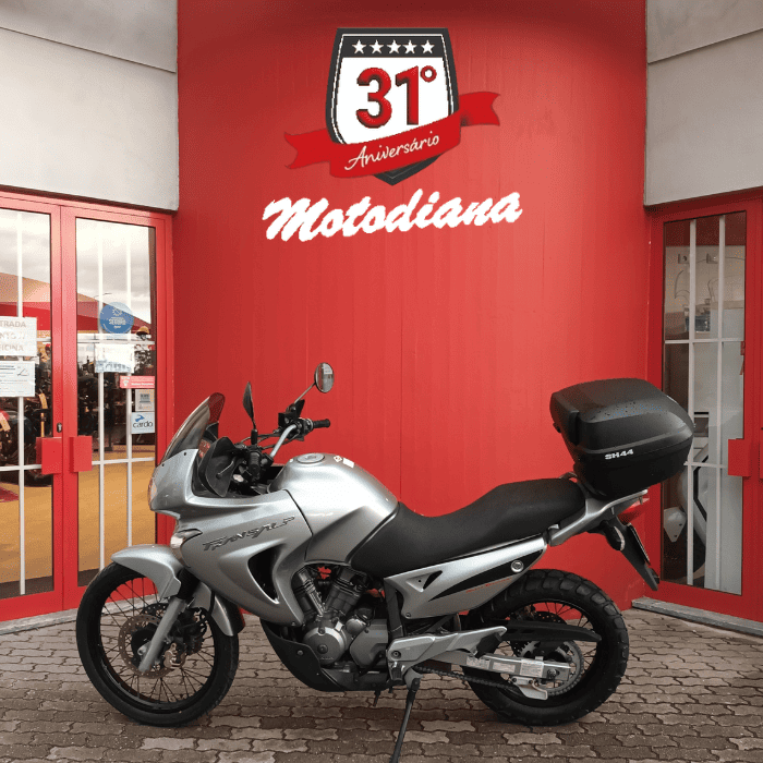 https://motodiana.com//public/uploads/17%2626_MotosUsadas/Elementos_Graficos/16-DA-98%20HONDA%20XL650%20TRANSALP/01.png