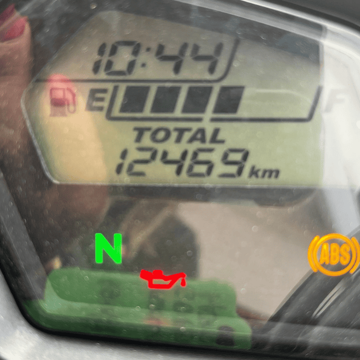 https://motodiana.com//public/uploads/17%2626_MotosUsadas/Elementos_Graficos/18-VJ-98HONDACB650FA/05.png