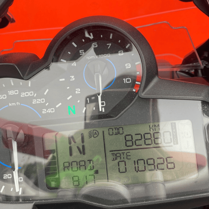 https://motodiana.com//public/uploads/17%2626_MotosUsadas/Elementos_Graficos/19-OS-56%20BMW%20R1200%20GS/13.png