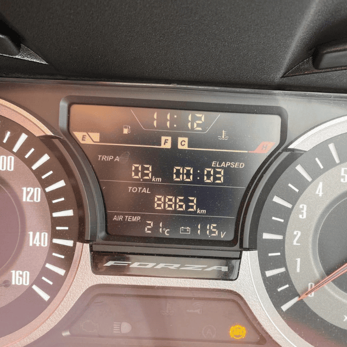 https://motodiana.com//public/uploads/17%2626_MotosUsadas/Elementos_Graficos/29-XP-44HONDAFORZA125/12.png