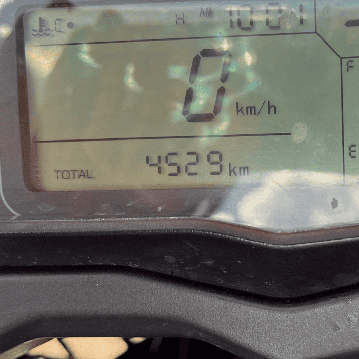 https://motodiana.com//public/uploads/17%2626_MotosUsadas/Elementos_Graficos/32-VQ-85%20BENELLI_TRK%20_502X/05.png