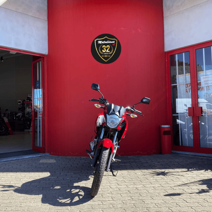 https://motodiana.com//public/uploads/17%2626_MotosUsadas/Elementos_Graficos/33-VO-41HONDACB125F/02.png