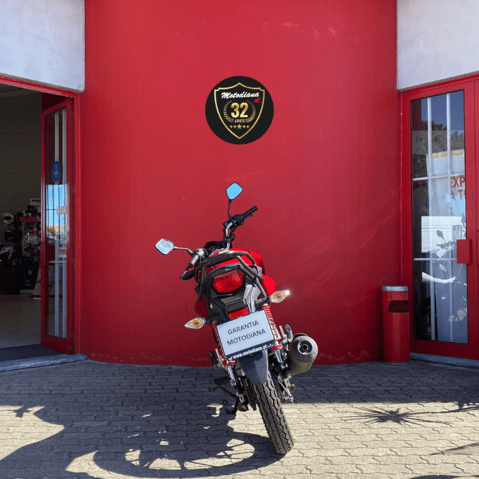 https://motodiana.com//public/uploads/17%2626_MotosUsadas/Elementos_Graficos/33-VO-41HONDACB125F/04.png