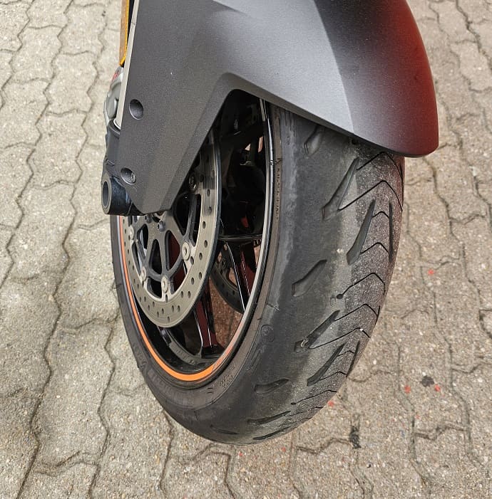 https://motodiana.com//public/uploads/17%2626_MotosUsadas/Elementos_Graficos/36-SM-56KTMSUPERDUKE1300/20261006_094654.jpg