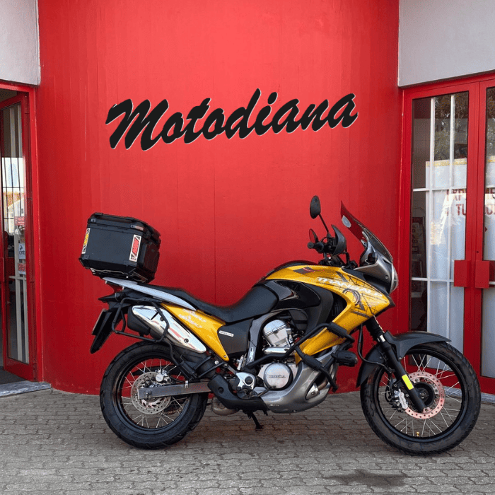 https://motodiana.com//public/uploads/17%2626_MotosUsadas/Elementos_Graficos/42-HI-24HONDAXL700TRANSALP/02.png