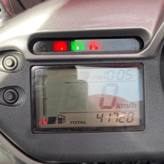 https://motodiana.com//public/uploads/17%2626_MotosUsadas/Elementos_Graficos/42-HI-24HONDAXL700TRANSALP/14.png