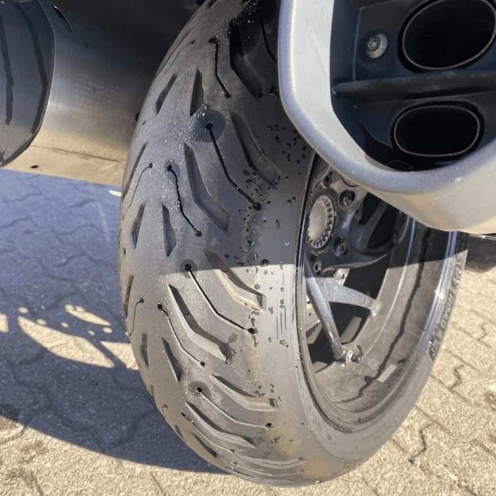 https://motodiana.com//public/uploads/17%2626_MotosUsadas/Elementos_Graficos/44-TQ-89BMWK1600GTL/12.png