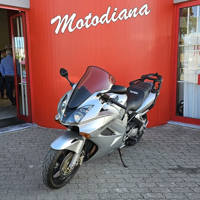 HONDA VFR800