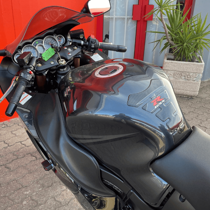 https://motodiana.com//public/uploads/17%2626_MotosUsadas/Elementos_Graficos/80-FQ-59SUZUKIGSX1300RHAYABUSA/07.png