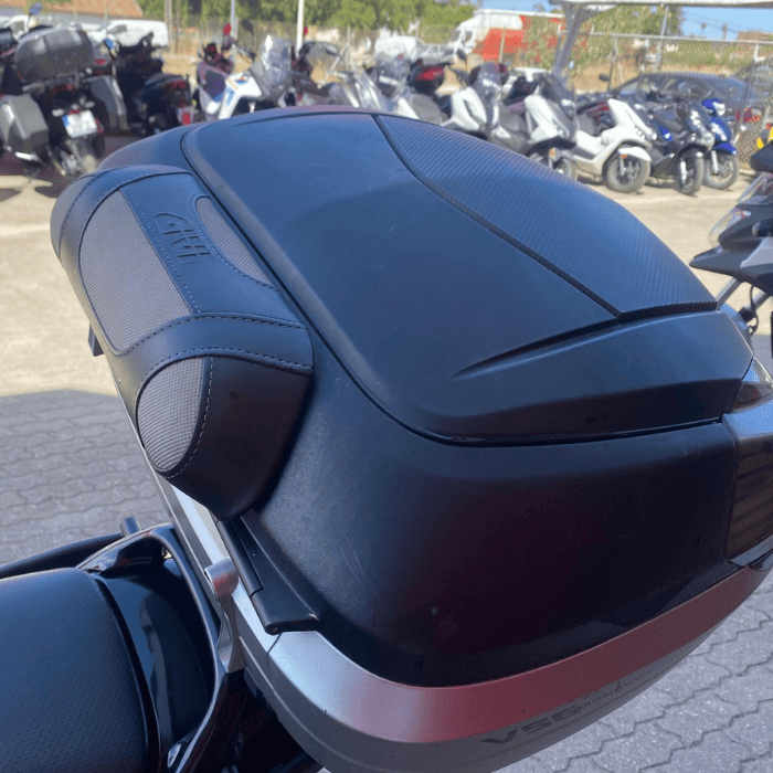 https://motodiana.com//public/uploads/17%2626_MotosUsadas/Elementos_Graficos/89-EQ-91HONDACBR1100XX/05.png