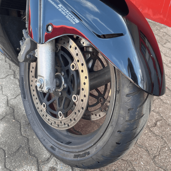https://motodiana.com//public/uploads/17%2626_MotosUsadas/Elementos_Graficos/89-EQ-91HONDACBR1100XX/10.png
