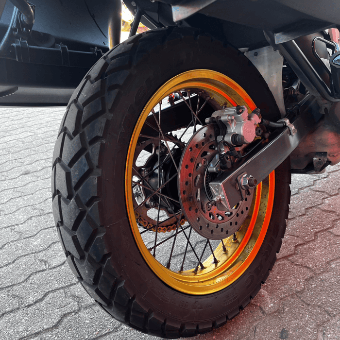 https://motodiana.com//public/uploads/17%2626_MotosUsadas/Elementos_Graficos/90-LO-82HONDATRANSALPXL700/06.png