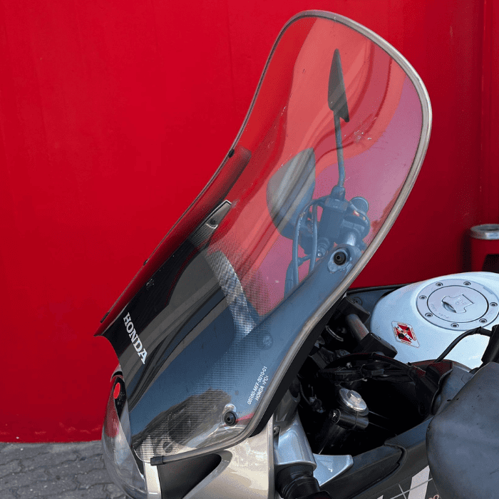 https://motodiana.com//public/uploads/17%2626_MotosUsadas/Elementos_Graficos/90-LO-82HONDATRANSALPXL700/09.png