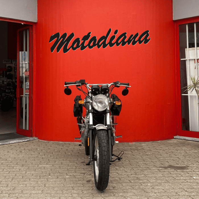 https://motodiana.com//public/uploads/17%2626_MotosUsadas/Elementos_Graficos/92-ZE-48ROYALENFIELD650/03.png