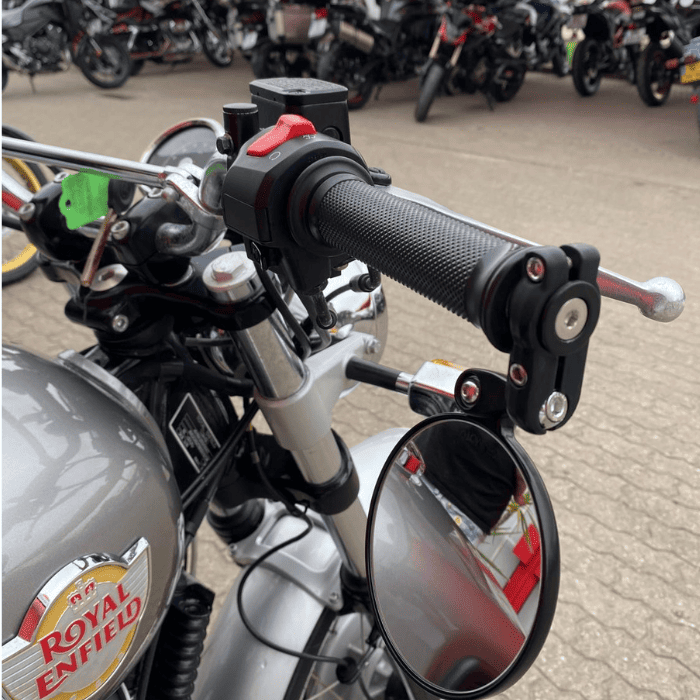https://motodiana.com//public/uploads/17%2626_MotosUsadas/Elementos_Graficos/92-ZE-48ROYALENFIELD650/06.png