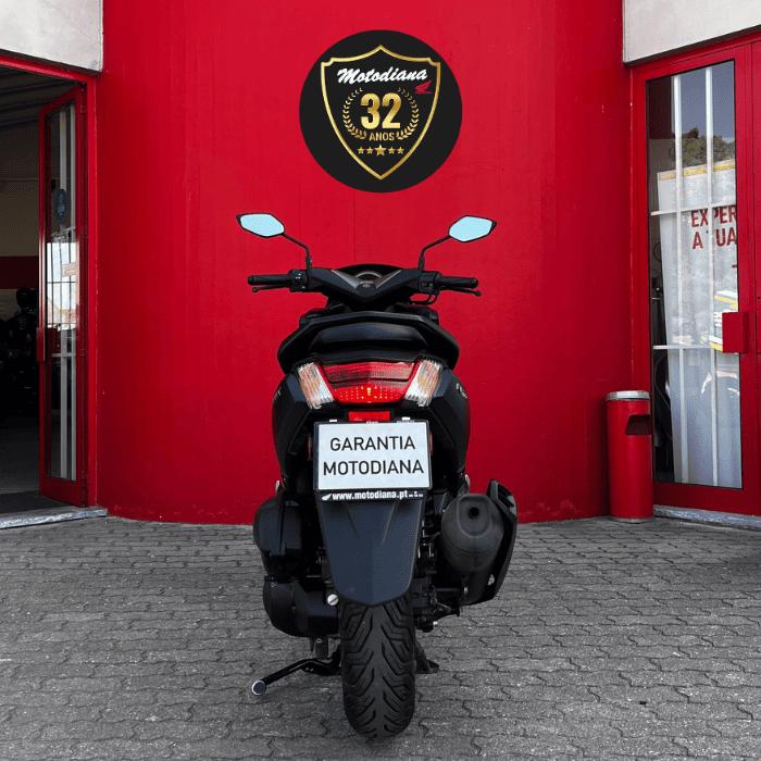 https://motodiana.com//public/uploads/17%2626_MotosUsadas/Elementos_Graficos/AB-81-GSYAMAHANMAX125/04.png
