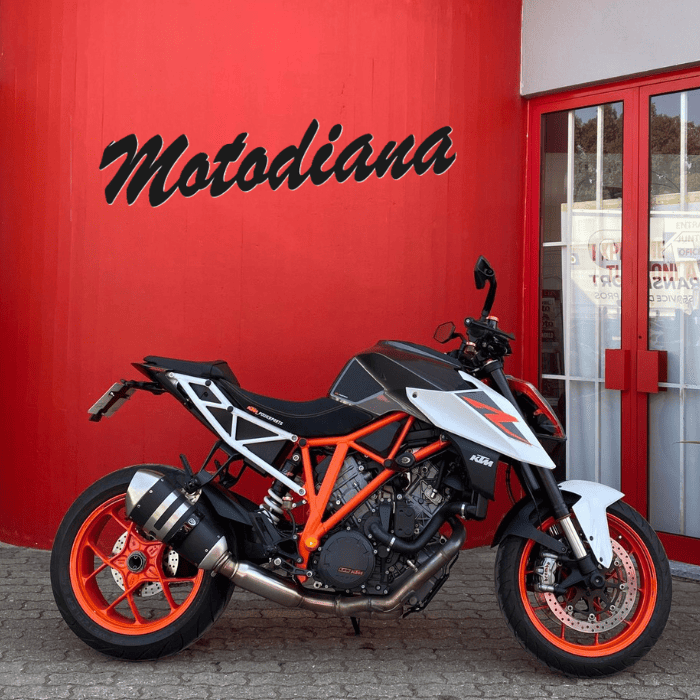 https://motodiana.com//public/uploads/17%2626_MotosUsadas/Elementos_Graficos/AD-06-HNKTMSUPERDUKE1300/02.png