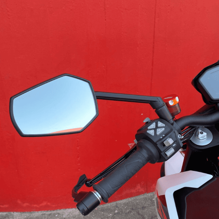 https://motodiana.com//public/uploads/17%2626_MotosUsadas/Elementos_Graficos/AD-06-HNKTMSUPERDUKE1300/10.png