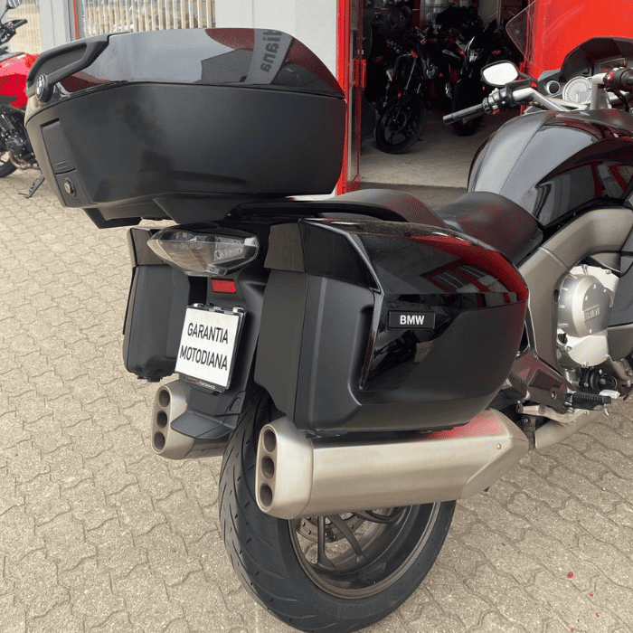 https://motodiana.com//public/uploads/17%2626_MotosUsadas/Elementos_Graficos/AD-45-XGBMWK1600GT/07.png