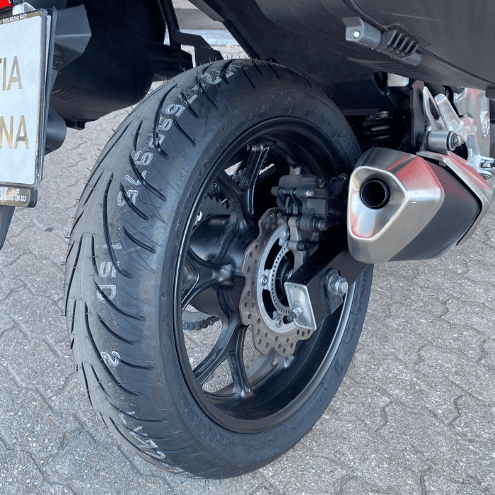 https://motodiana.com//public/uploads/17%2626_MotosUsadas/Elementos_Graficos/AH-11-OSHONDANC750X/Design%20sem%20nome%20(6).png