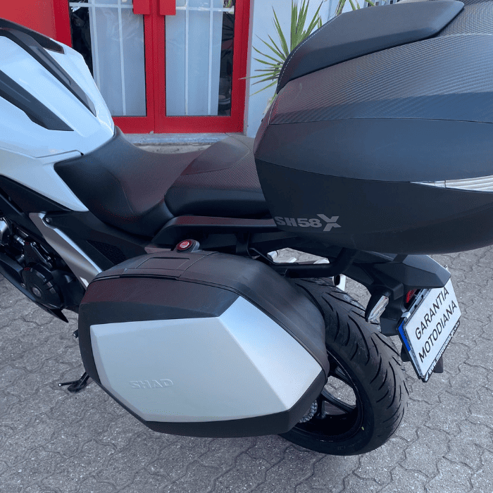 https://motodiana.com//public/uploads/17%2626_MotosUsadas/Elementos_Graficos/AH-11-OSHONDANC750X/Design%20sem%20nome%20(8).png