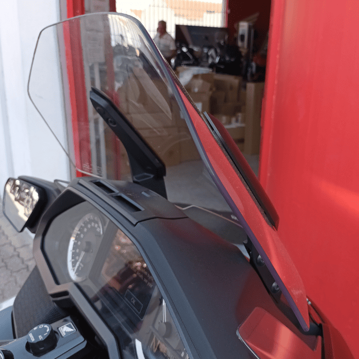 https://motodiana.com//public/uploads/17%2626_MotosUsadas/Elementos_Graficos/AJ-86-LLHONDAGL1800BAGGER/08.png