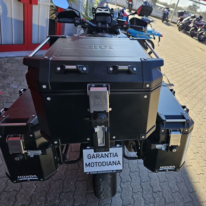 https://motodiana.com//public/uploads/17%2626_MotosUsadas/Elementos_Graficos/AL-25-VAHONDACB500X/20261029_094447.jpg