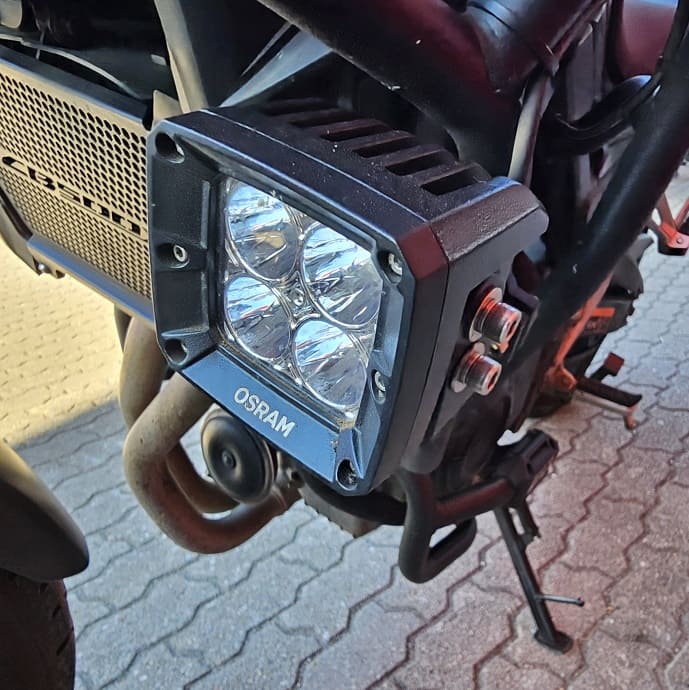 https://motodiana.com//public/uploads/17%2626_MotosUsadas/Elementos_Graficos/AL-25-VAHONDACB500X/20261029_094500.jpg