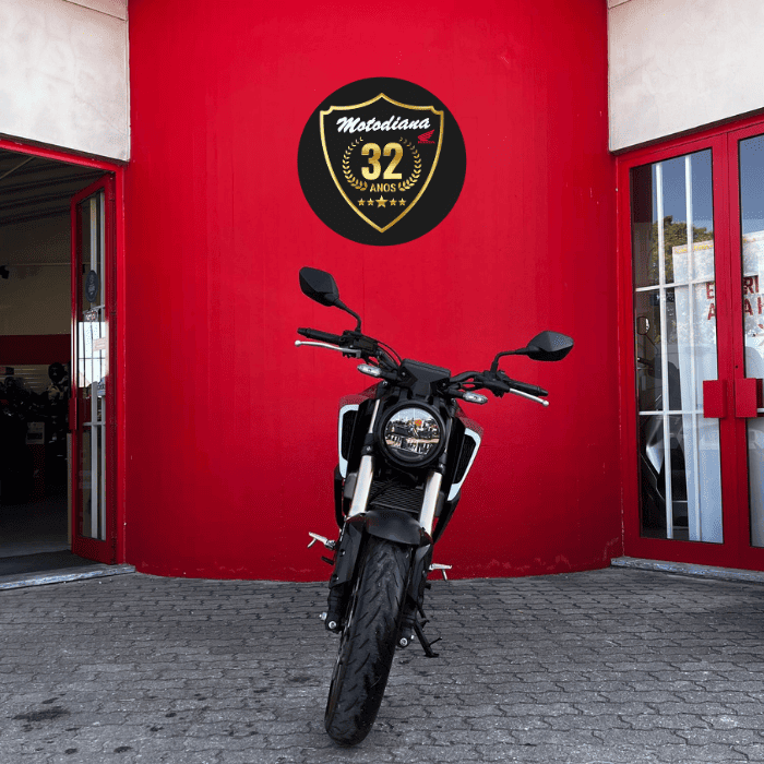 https://motodiana.com//public/uploads/17%2626_MotosUsadas/Elementos_Graficos/AN-24-BD-HONDA-CBF125NA/02.png