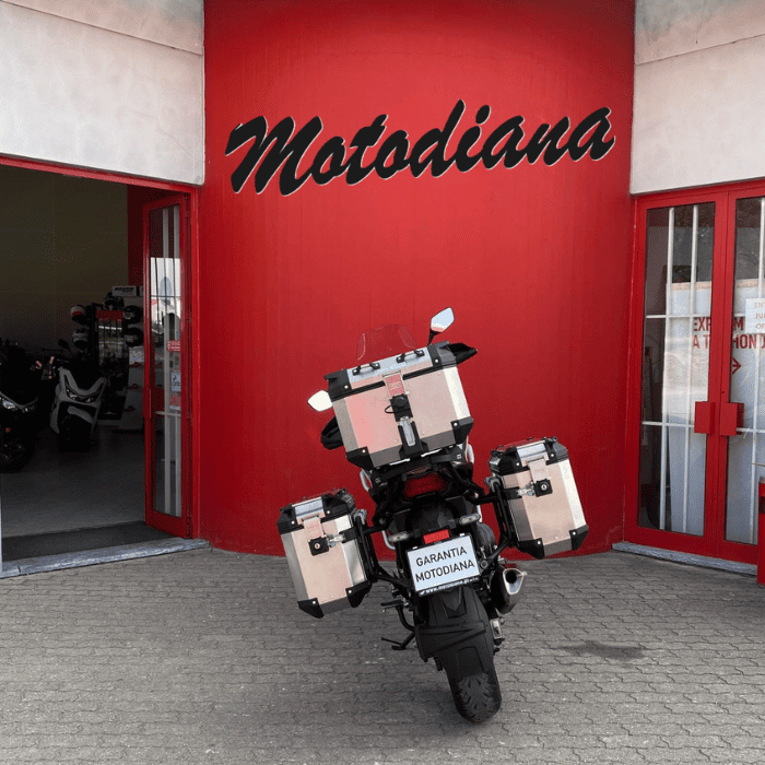 https://motodiana.com//public/uploads/17%2626_MotosUsadas/Elementos_Graficos/AN-67-SLHONDANC750XDCT/04.png