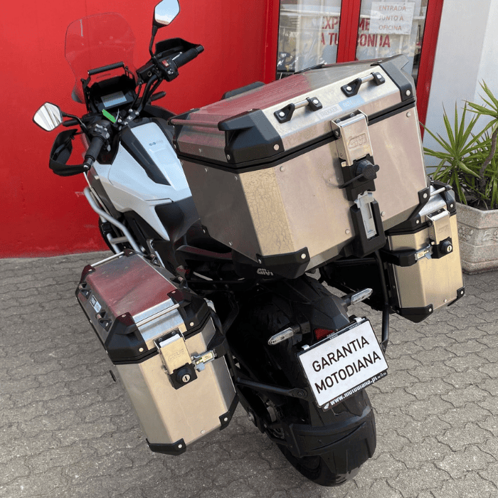 https://motodiana.com//public/uploads/17%2626_MotosUsadas/Elementos_Graficos/AN-67-SLHONDANC750XDCT/05.png