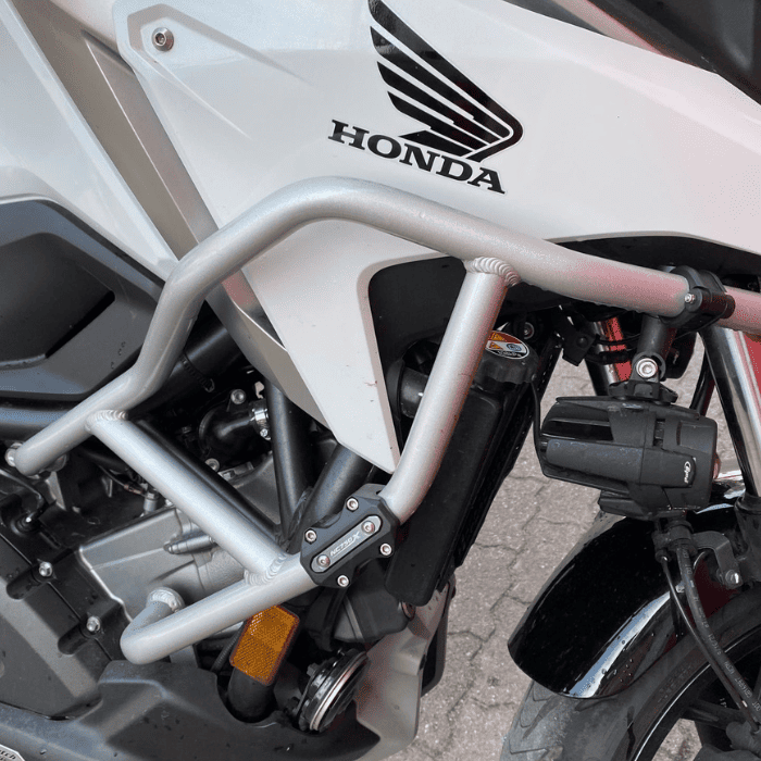https://motodiana.com//public/uploads/17%2626_MotosUsadas/Elementos_Graficos/AN-67-SLHONDANC750XDCT/08.png