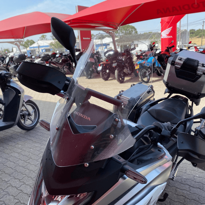 https://motodiana.com//public/uploads/17%2626_MotosUsadas/Elementos_Graficos/AN-67-SLHONDANC750XDCT/10.png