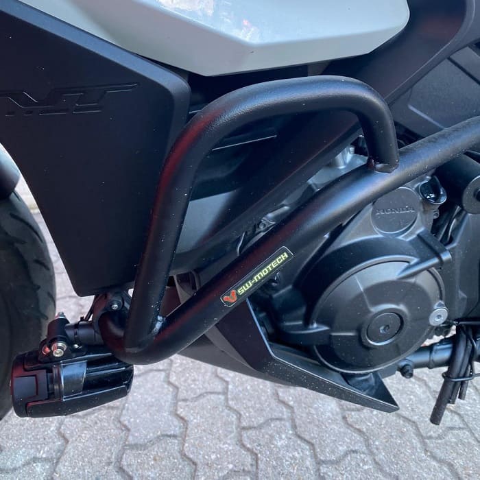 https://motodiana.com//public/uploads/17%2626_MotosUsadas/Elementos_Graficos/AO-38-QJHONDANT1100DCT/09.jpg