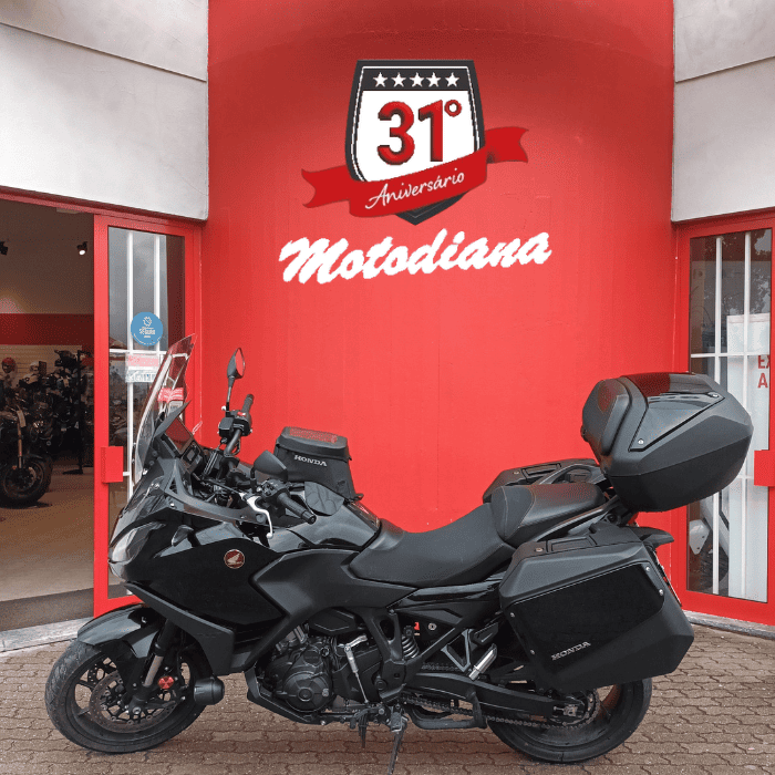 https://motodiana.com//public/uploads/17%2626_MotosUsadas/Elementos_Graficos/AO-39-QJ%20HONDA%20NT1100%20DCT/01.png