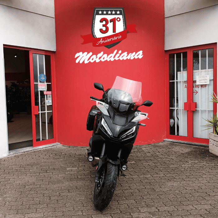 https://motodiana.com//public/uploads/17%2626_MotosUsadas/Elementos_Graficos/AO-39-QJ%20HONDA%20NT1100%20DCT/02.png