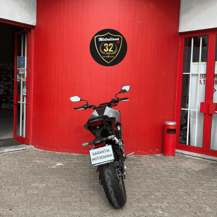 https://motodiana.com//public/uploads/17%2626_MotosUsadas/Elementos_Graficos/AQ-48-PLHONDACB125R/03.png
