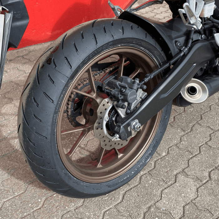 https://motodiana.com//public/uploads/17%2626_MotosUsadas/Elementos_Graficos/AQ-48-PLHONDACB125R/05.png