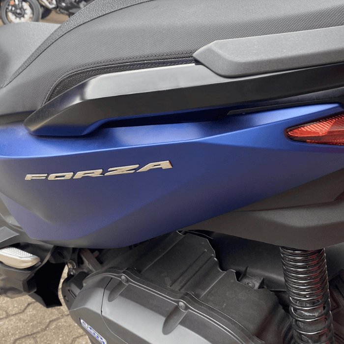 https://motodiana.com//public/uploads/17%2626_MotosUsadas/Elementos_Graficos/BB-05-AIHONDAFORZA125/07.png