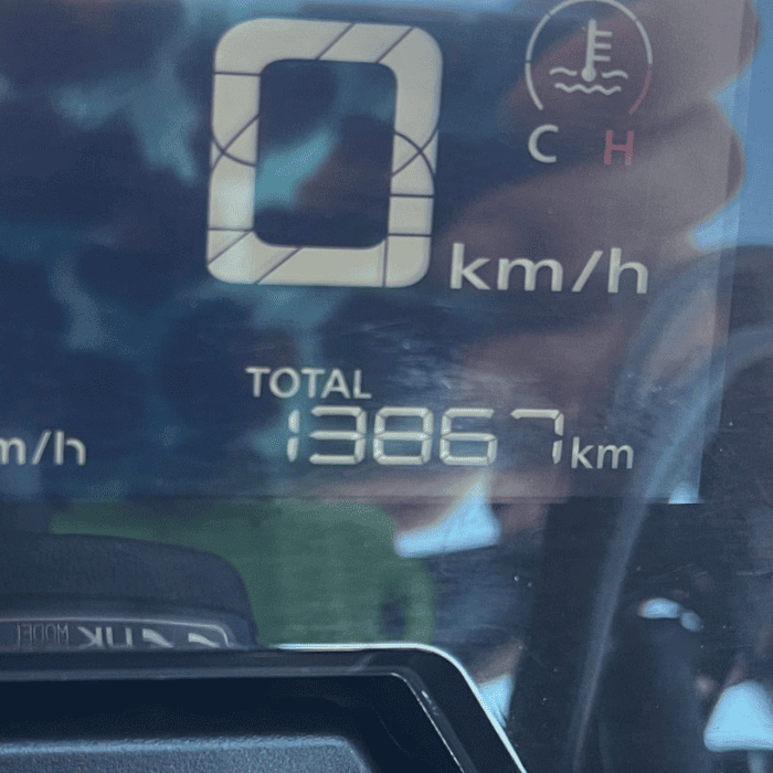 https://motodiana.com//public/uploads/17%2626_MotosUsadas/Elementos_Graficos/BB-81-XTHONDACB500FA/07.png