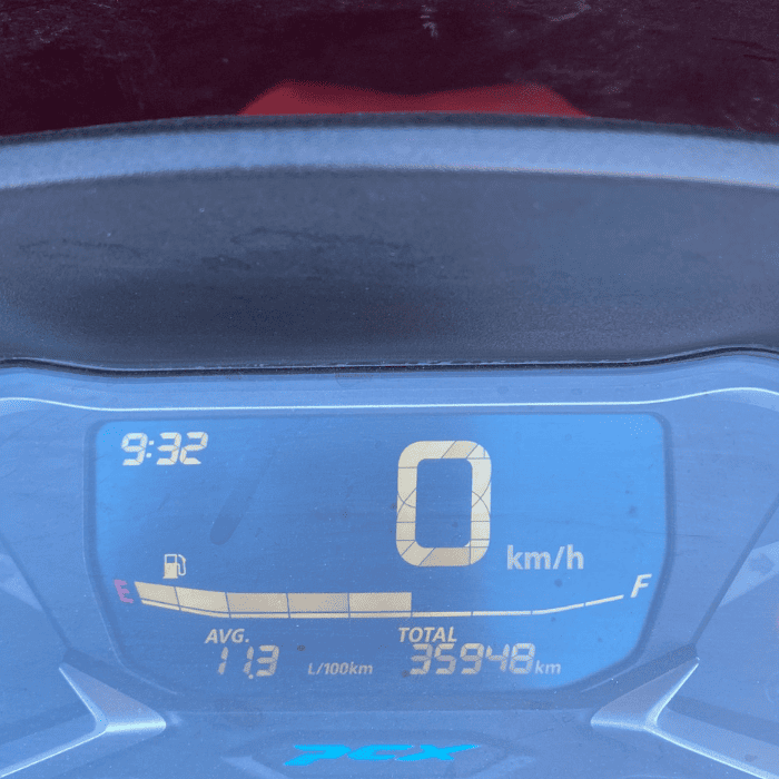https://motodiana.com//public/uploads/17%2626_MotosUsadas/Elementos_Graficos/BC-07-CPHONDAPCX125/04.png