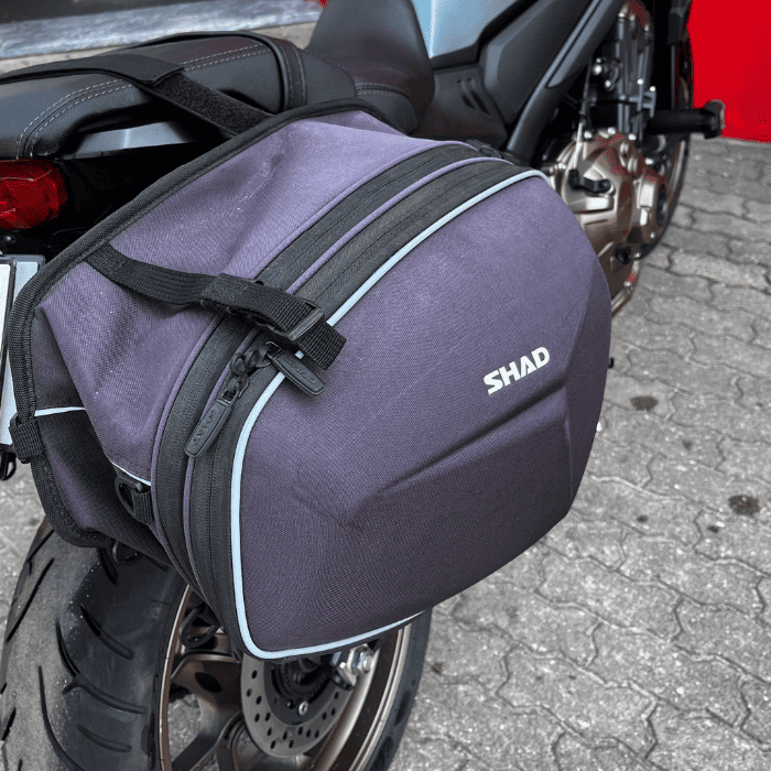 https://motodiana.com//public/uploads/17%2626_MotosUsadas/Elementos_Graficos/BC-74-IBHONDACB650R/06.png