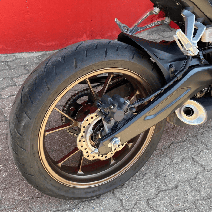 https://motodiana.com//public/uploads/17%2626_MotosUsadas/Elementos_Graficos/BC-82-ZZHONDACB125R/05%20(2).png
